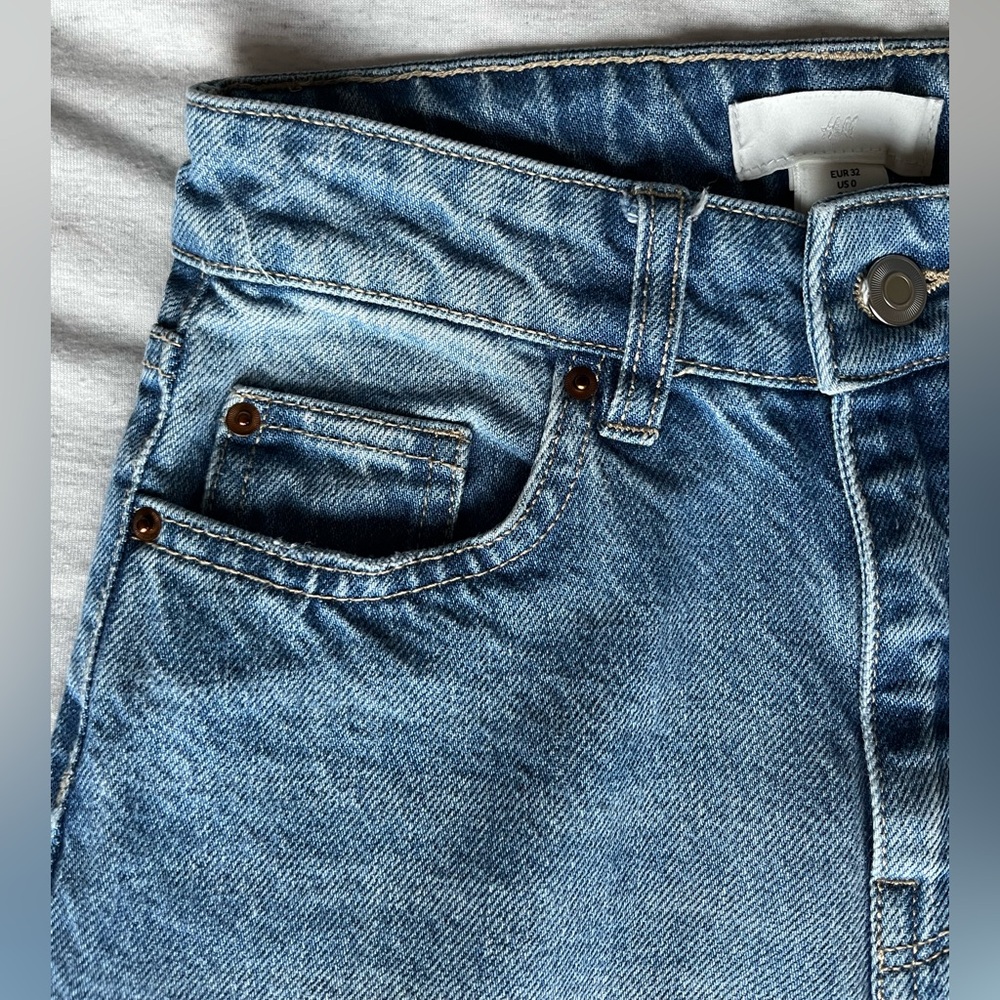 H&M Straight High Split Jeans - Picture 5 of 16